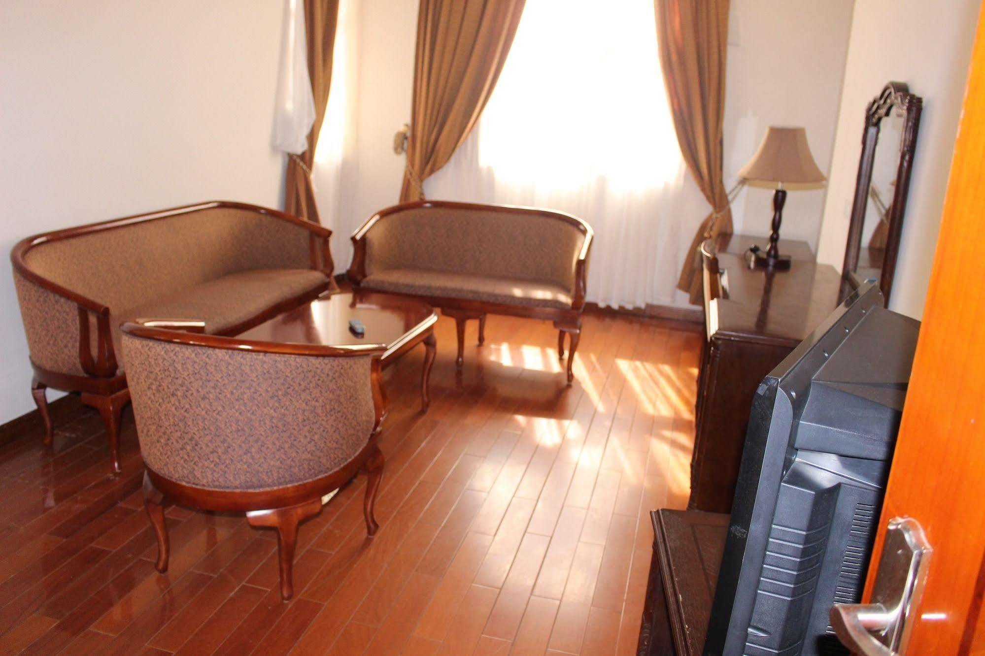 Taye Belay Hotel Gonder Exterior foto