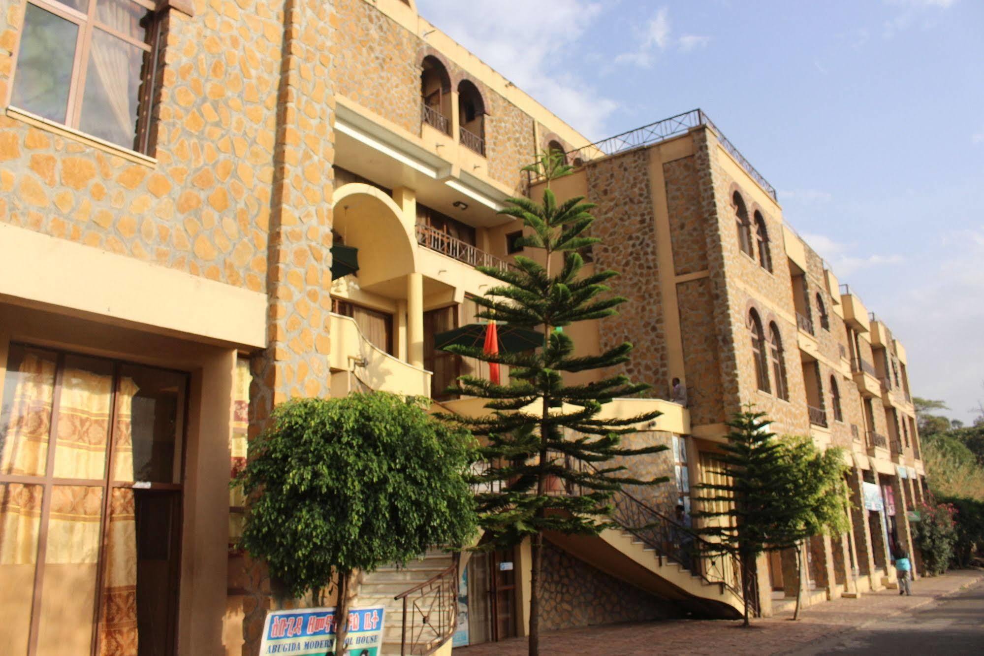 Taye Belay Hotel Gonder Exterior foto