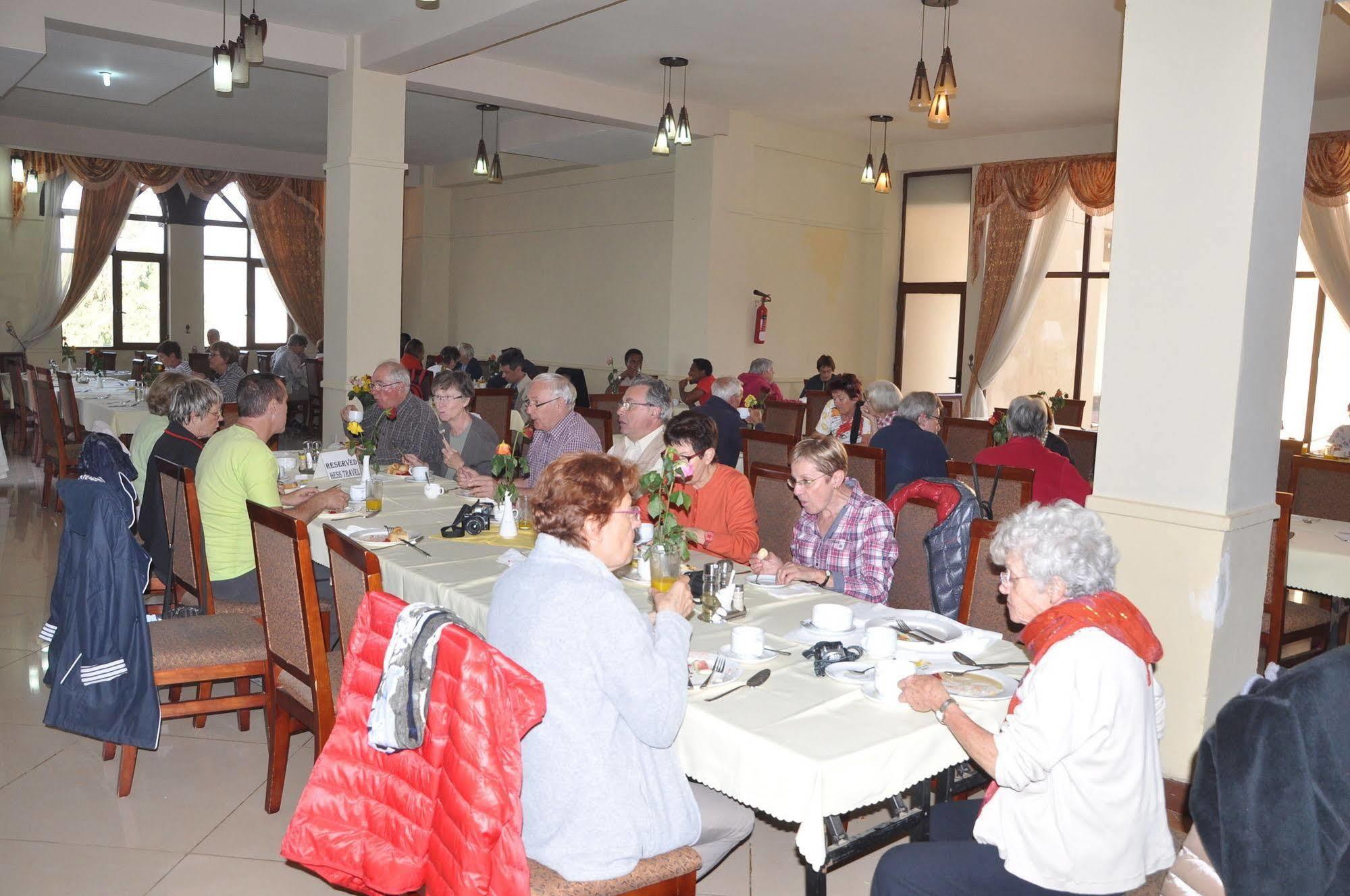 Taye Belay Hotel Gonder Exterior foto