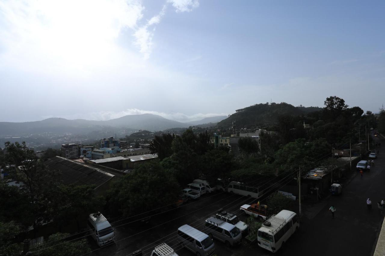 Taye Belay Hotel Gonder Exterior foto