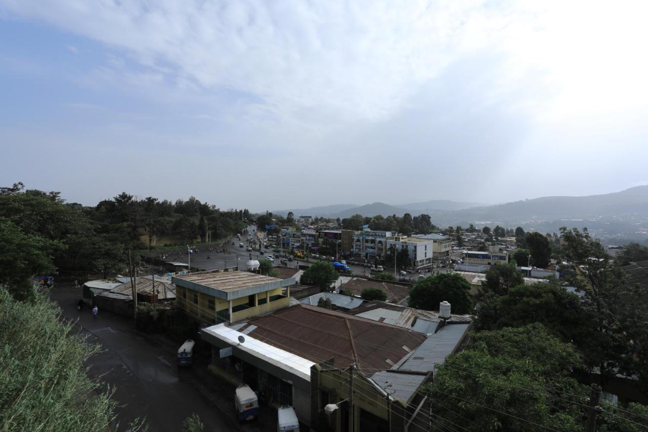 Taye Belay Hotel Gonder Exterior foto